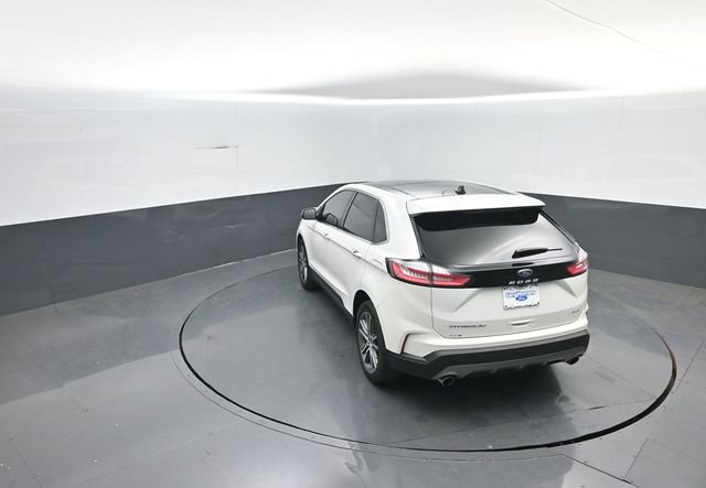 Certified 2024 Ford Edge Titanium AWD/4WD image 20