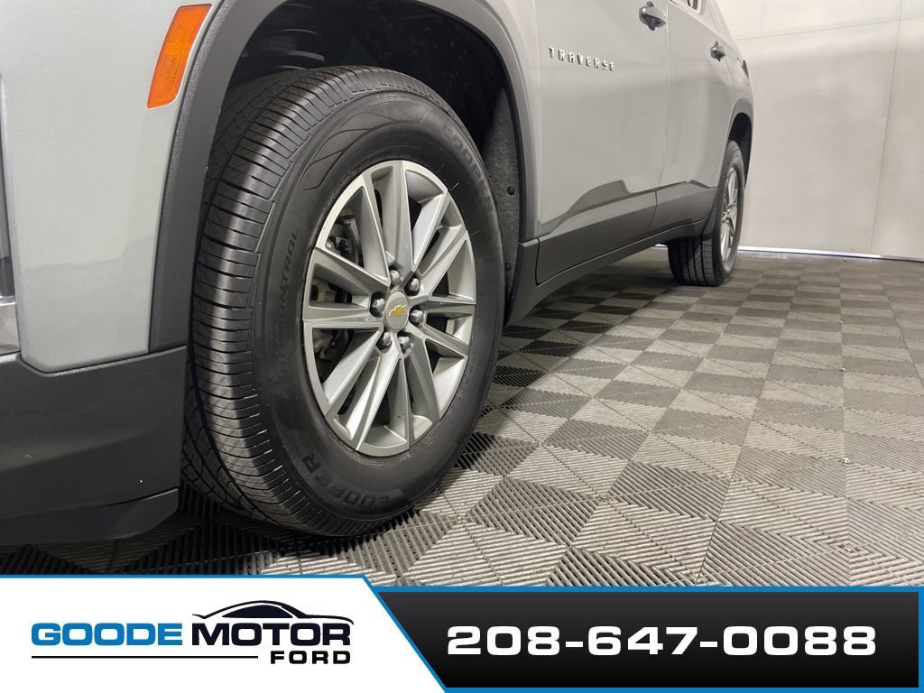 Used 2023 Chevrolet Traverse LT AWD/4WD image 27