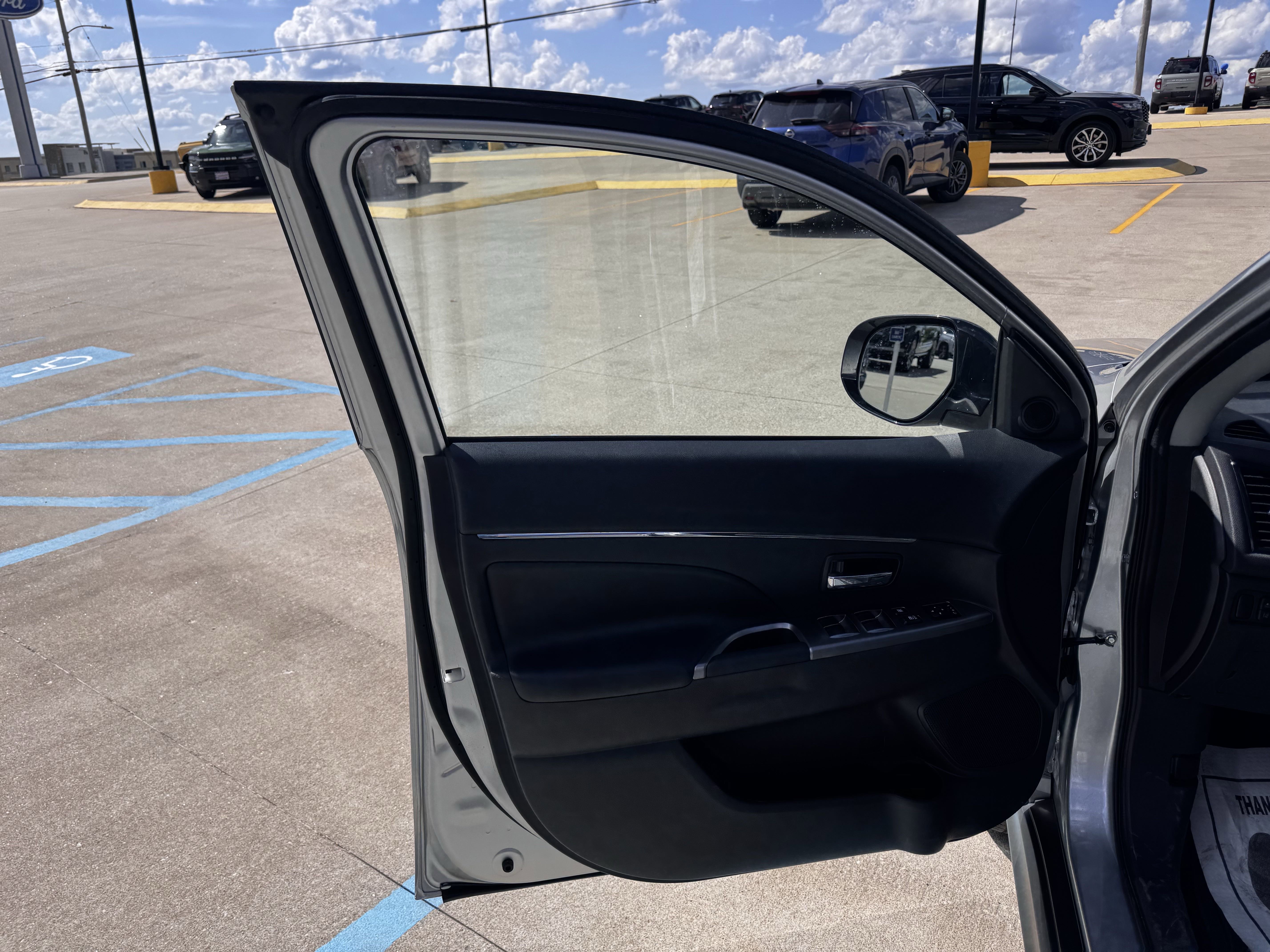 Used 2024 Mitsubishi Outlander Sport AWD image 7