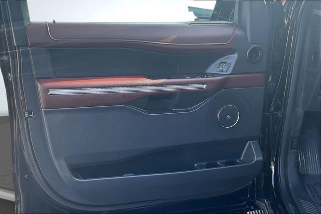 Certified 2023 Ford Expedition Limited image 23