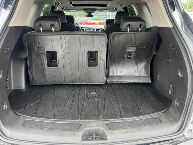 Used 2019 Buick Enclave Avenir w/ Avenir Technology Package AWD/4WD image 26
