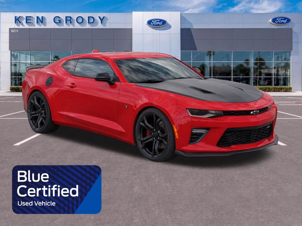 Used 2018 Chevrolet Camaro SS RWD image 1