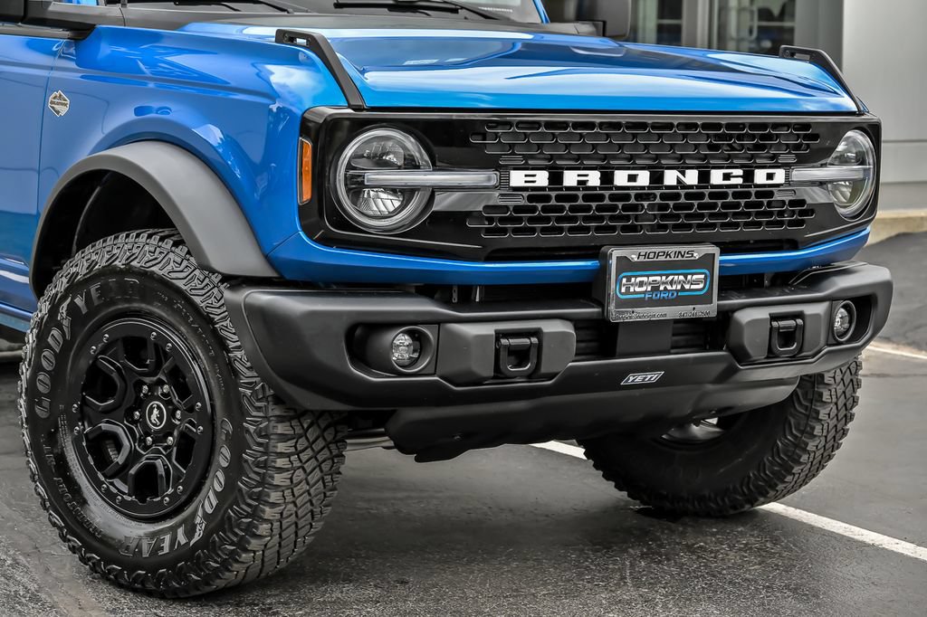 Certified 2023 Ford Bronco Wildtrak AWD/4WD image 2