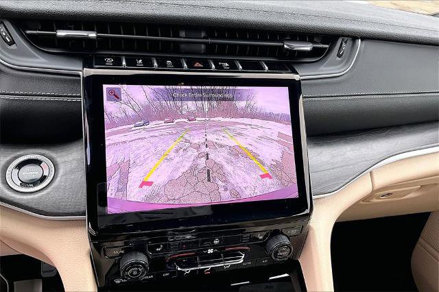 Used 2024 Jeep Grand Cherokee Limited image 20