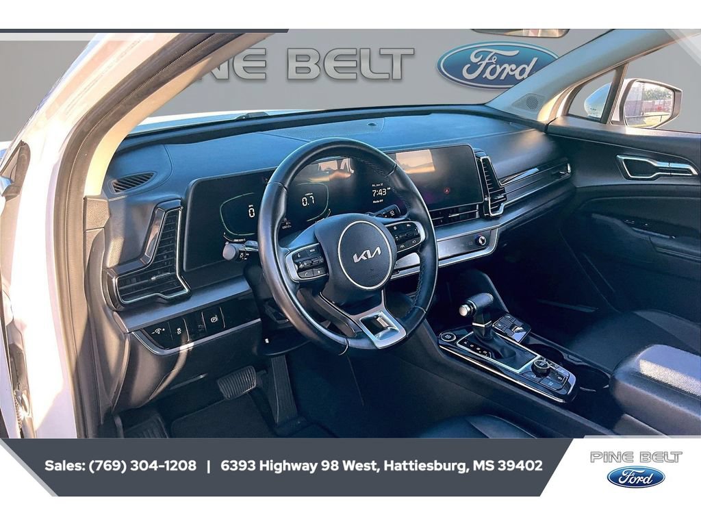 Used 2023 Kia Sportage EX FWD image 11