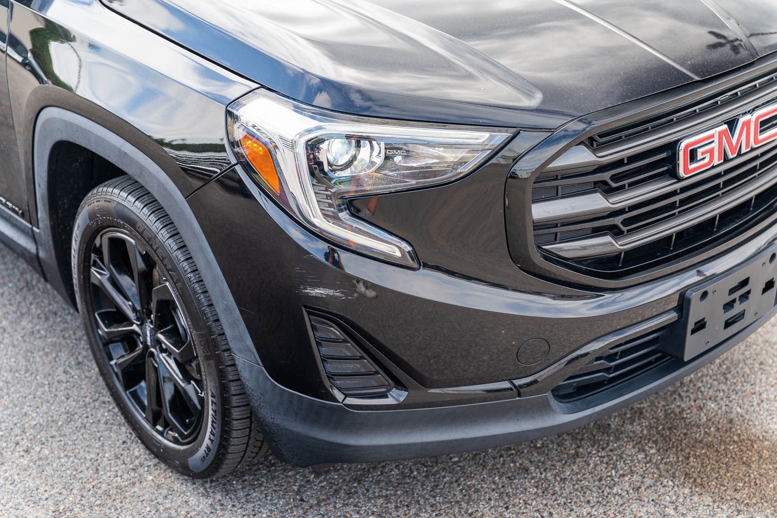 Used 2019 GMC Terrain SLE w/ Driver Convenience Package AWD/4WD image 10