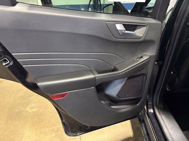 Certified 2023 Ford Escape ST-Line AWD/4WD image 21