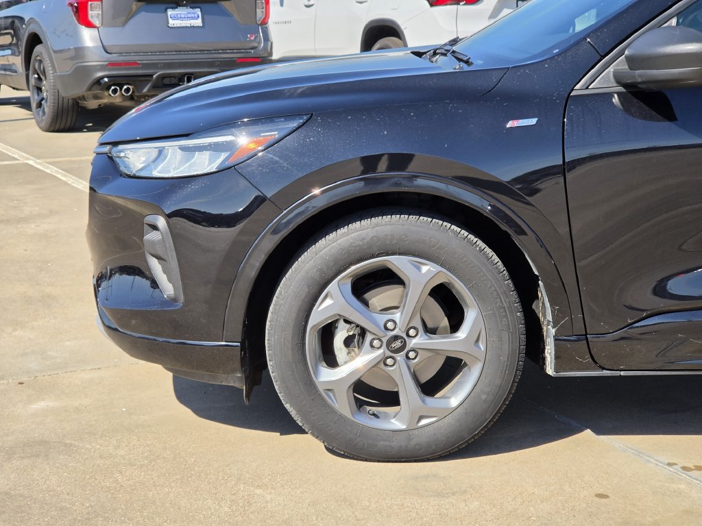 Certified 2024 Ford Escape ST-Line FWD image 9