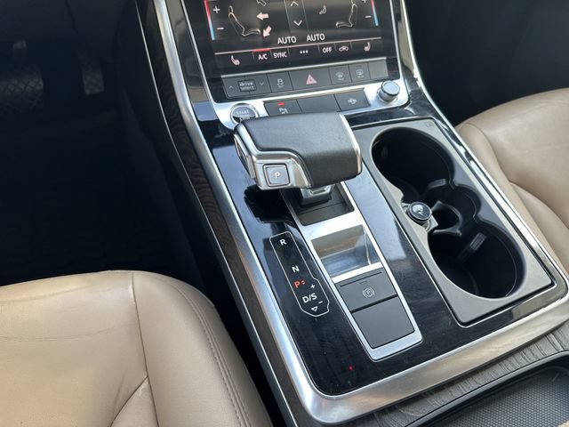Used 2021 Audi Q7 3.0T Premium AWD/4WD image 21