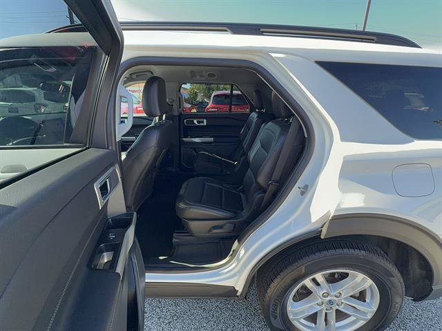 Certified 2023 Ford Explorer XLT w/ Equipment Group 202A AWD/4WD image 21