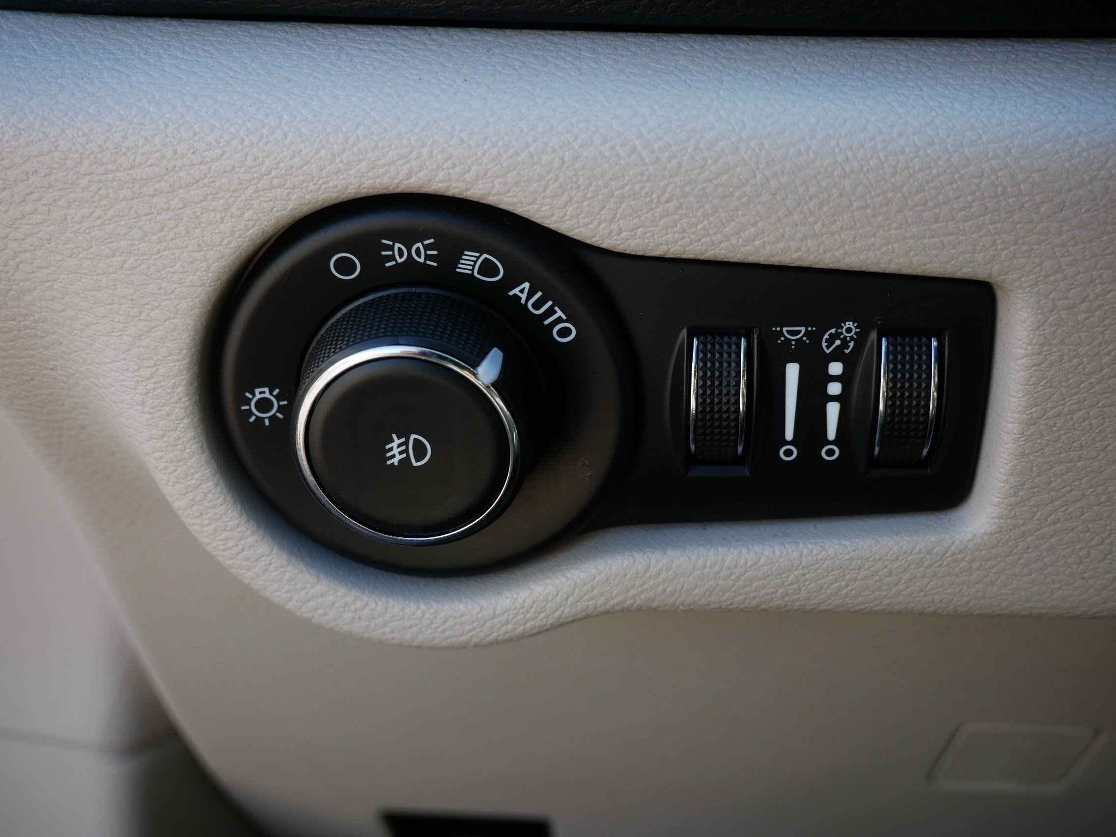 Used 2022 Chrysler Pacifica Touring-L FWD image 26