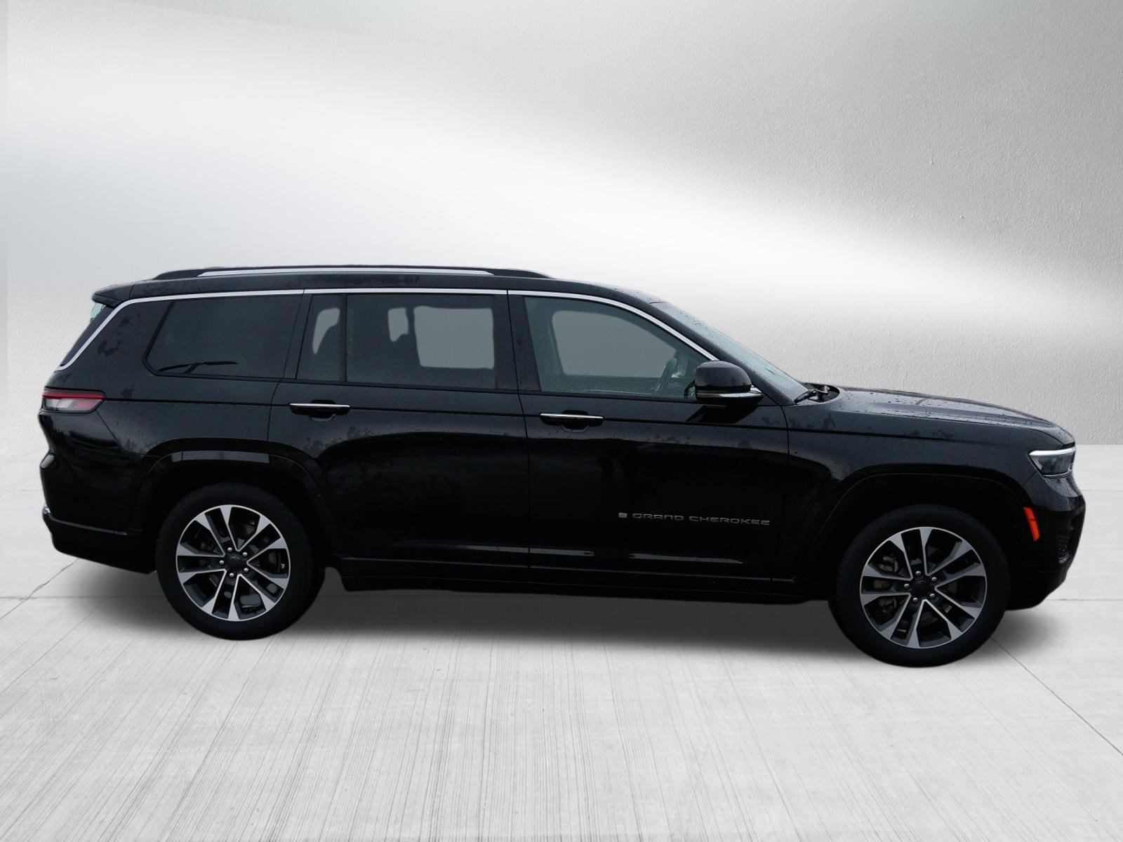 Used 2021 Jeep Grand Cherokee L Overland w/ Advanced Protech Group III AWD/4WD image 8