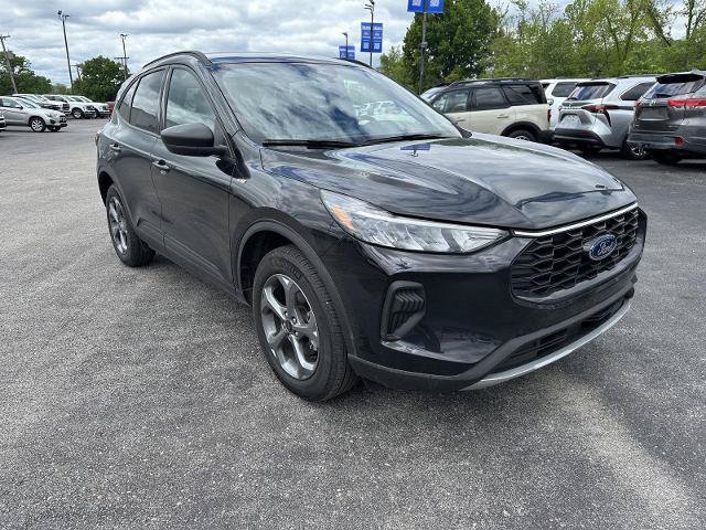 Certified 2025 Ford Escape ST-Line AWD/4WD image 9