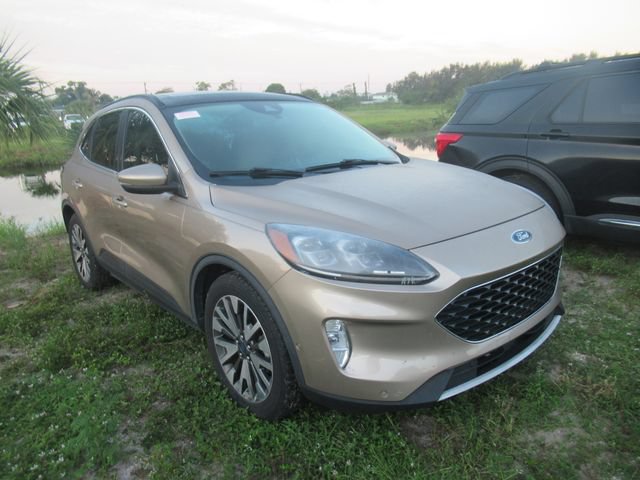 Certified 2020 Ford Escape Titanium FWD image 1