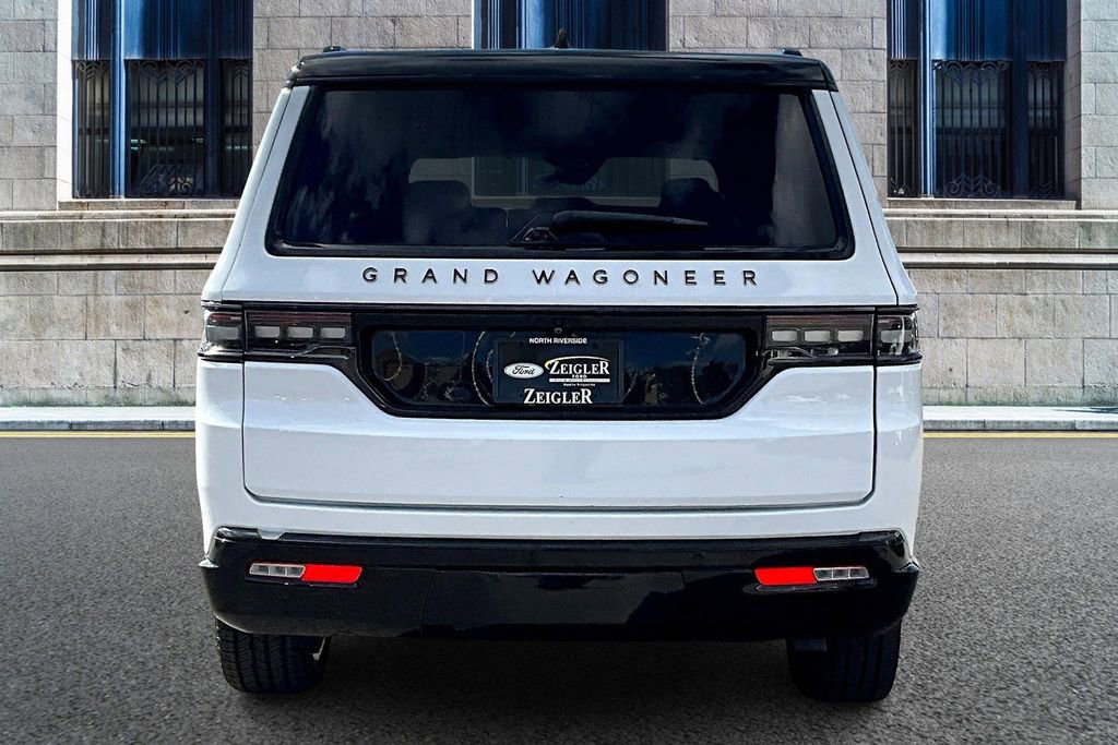 Used 2024 Jeep Grand Wagoneer L Series II w/ Quick Order Packagew 28T image 4