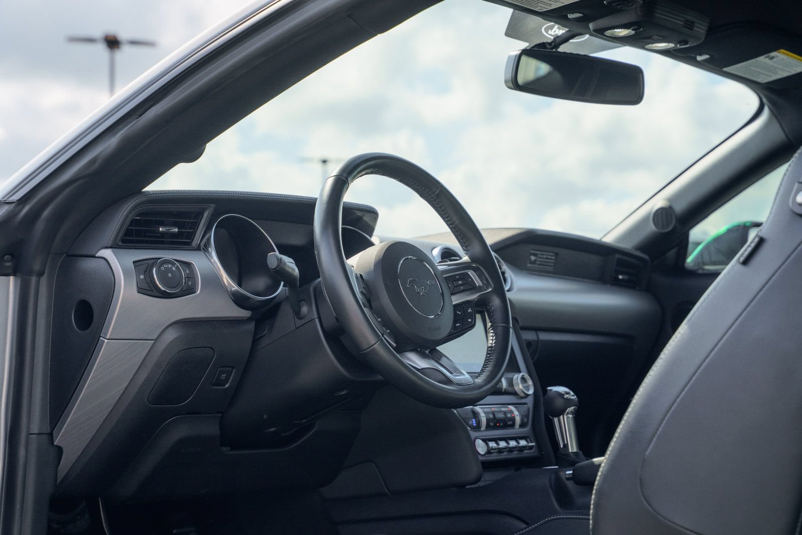 Certified 2020 Ford Mustang Premium RWD image 30