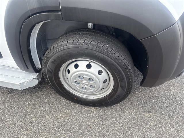 Used 2023 RAM ProMaster 2500 image 9