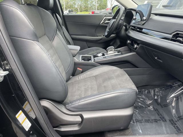 Used 2023 Mitsubishi Outlander SE FWD image 29