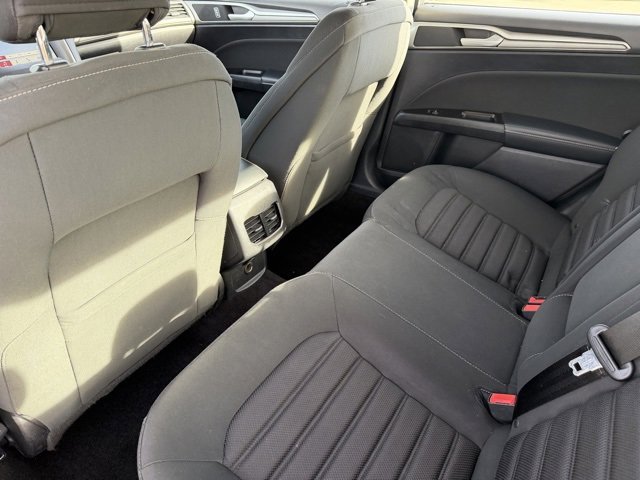 Certified 2017 Ford Fusion SE w/ Fusion SE Technology Package image 20