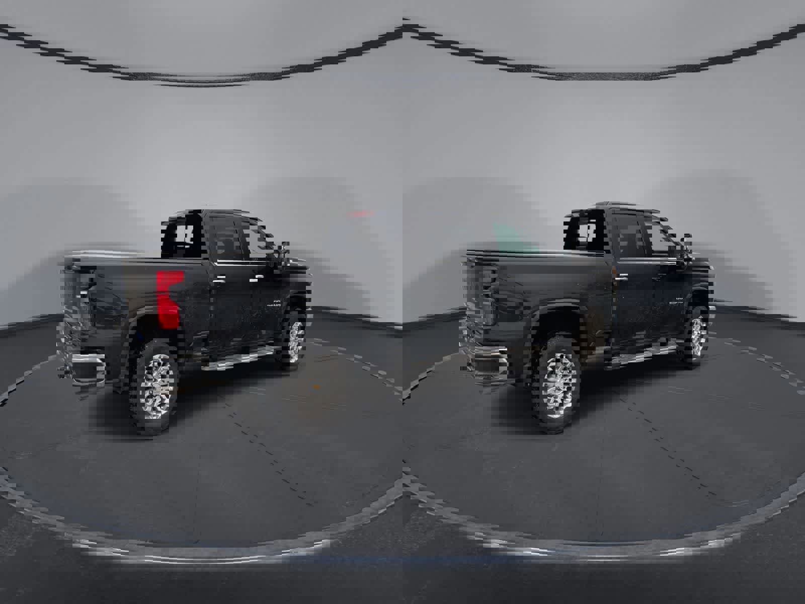 Used 2024 Chevrolet Silverado 2500 LTZ w/ LTZ Plus Package image 4