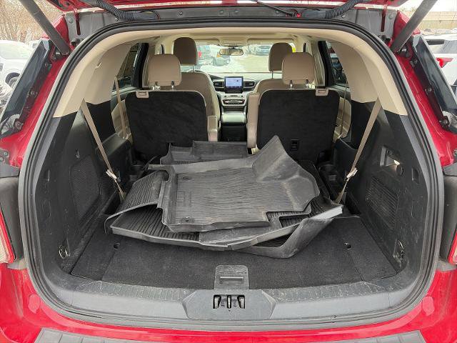 Certified 2023 Ford Explorer XLT w/ Equipment Group 202A image 10