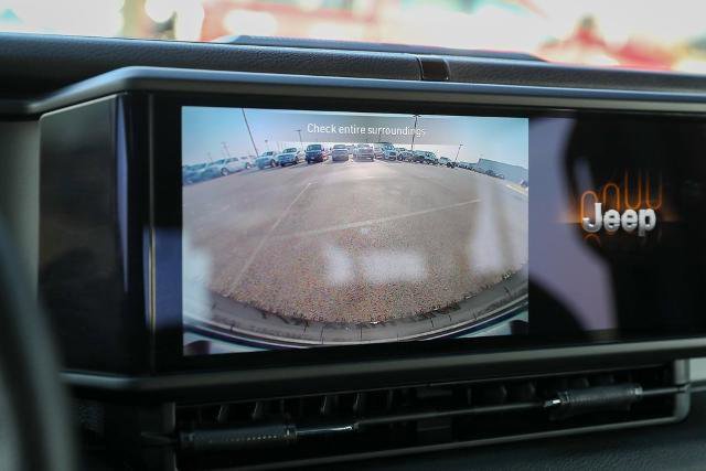 Used 2025 Jeep Wrangler Sport image 35