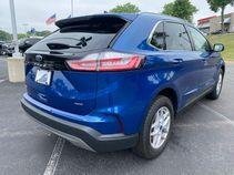 Certified 2024 Ford Edge SEL w/ Convenience Package AWD/4WD image 11