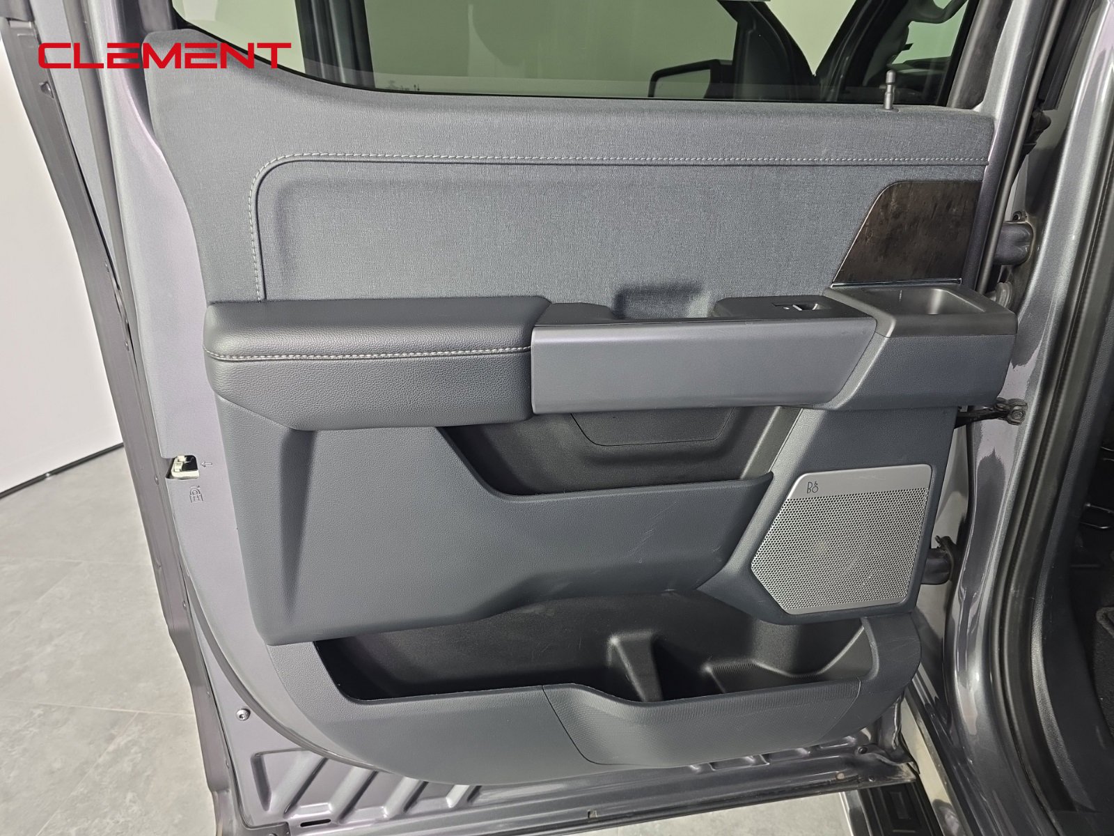 Certified 2023 Ford F150 Lariat w/ Equipment Group 502A High image 29