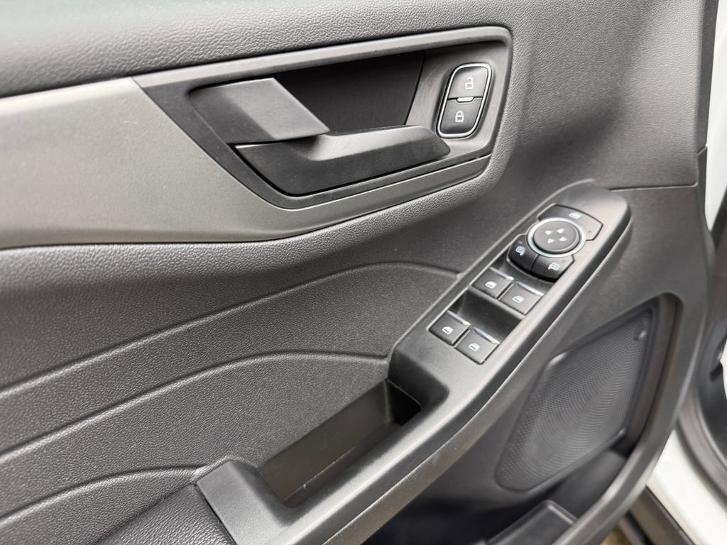 Certified 2023 Ford Escape Active AWD/4WD image 12