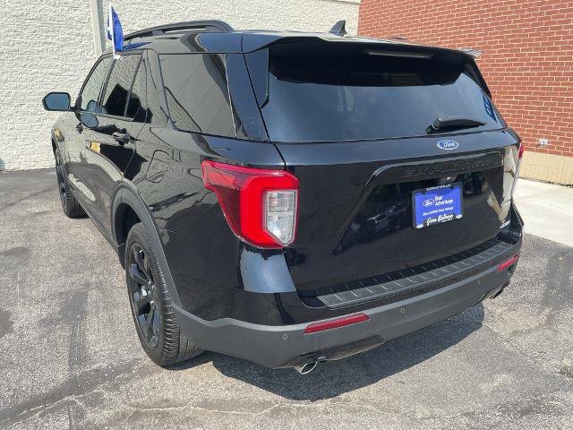 Certified 2023 Ford Explorer ST-Line AWD/4WD image 7