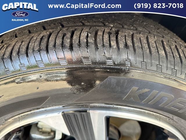 Used 2025 Nissan Sentra SV FWD image 14