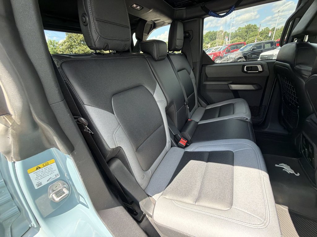 Certified 2023 Ford Bronco Black Diamond w/ Sasquatch Package AWD/4WD image 26