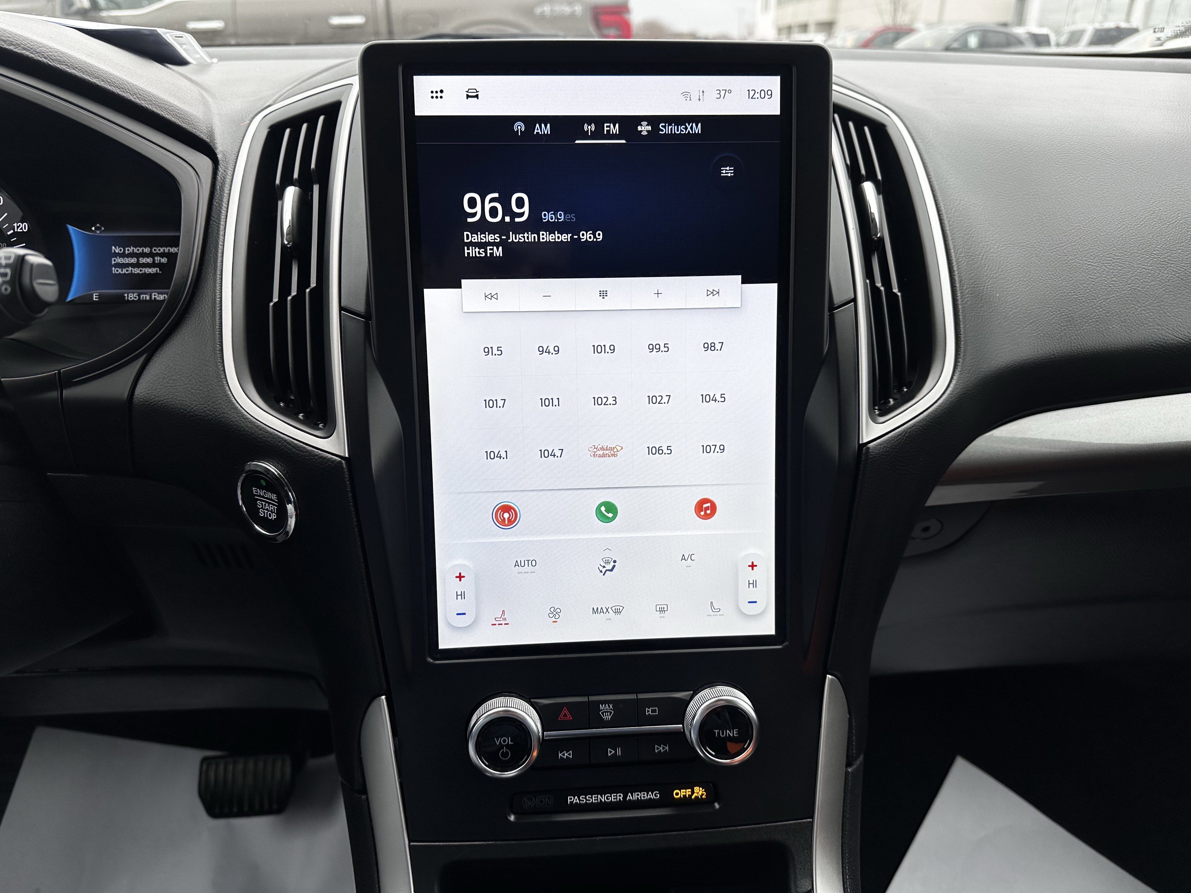 Certified 2024 Ford Edge SEL image 16