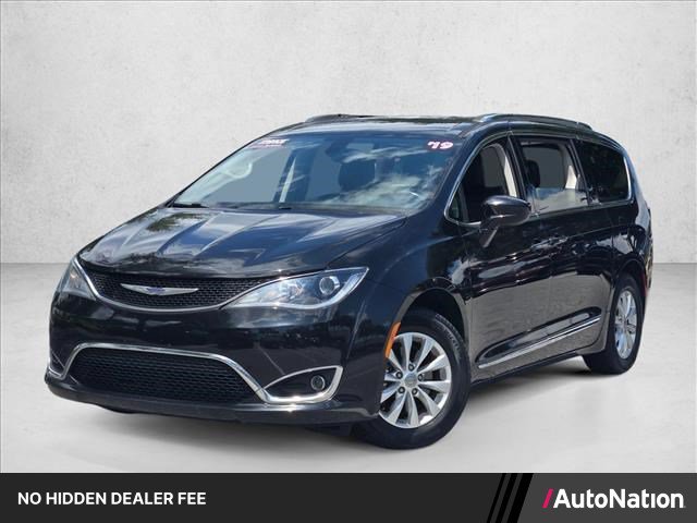Used 2019 Chrysler Pacifica Touring-L