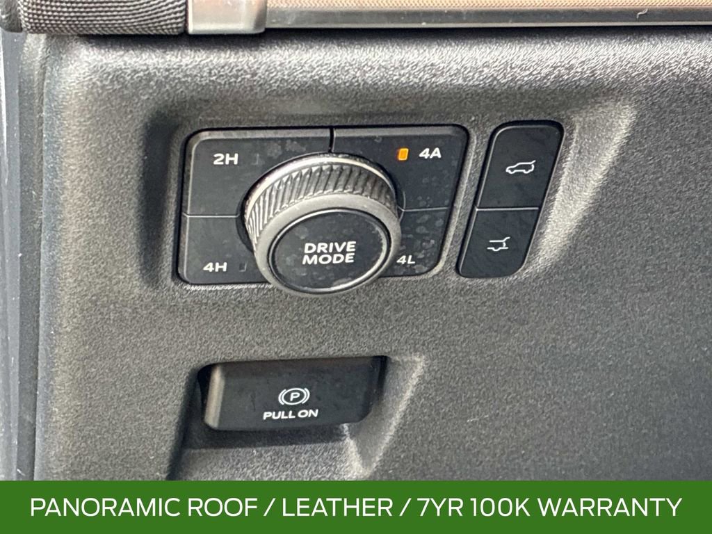 Certified 2025 Ford Expedition Max King Ranch image 28