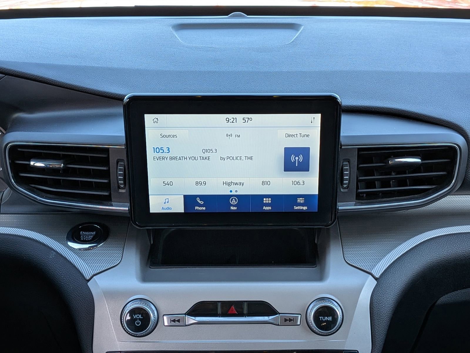 Certified 2022 Ford Explorer XLT w/ Equipment Group 202A image 10