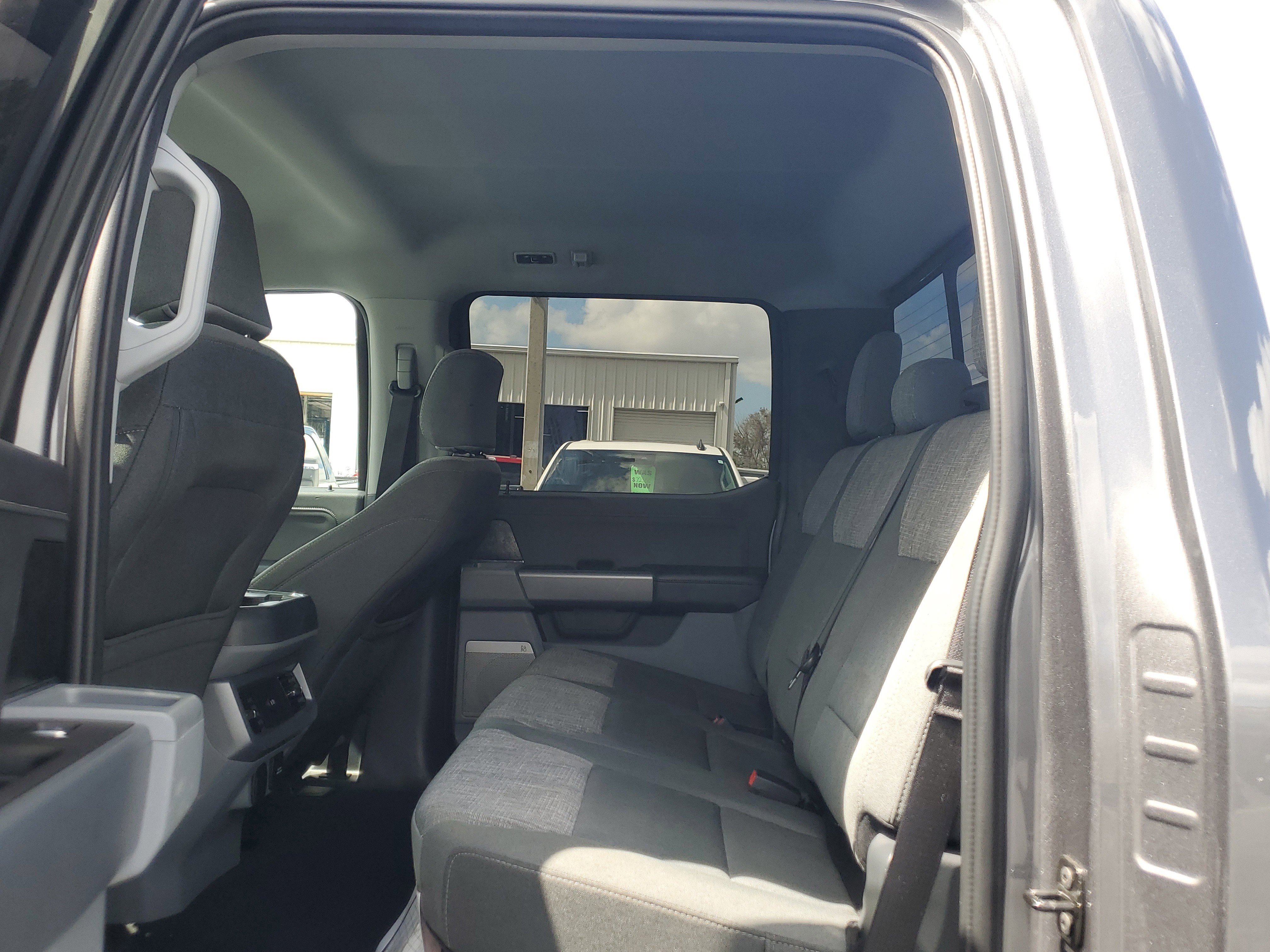 Certified 2024 Ford F250 XLT w/ XLT Premium Package image 11