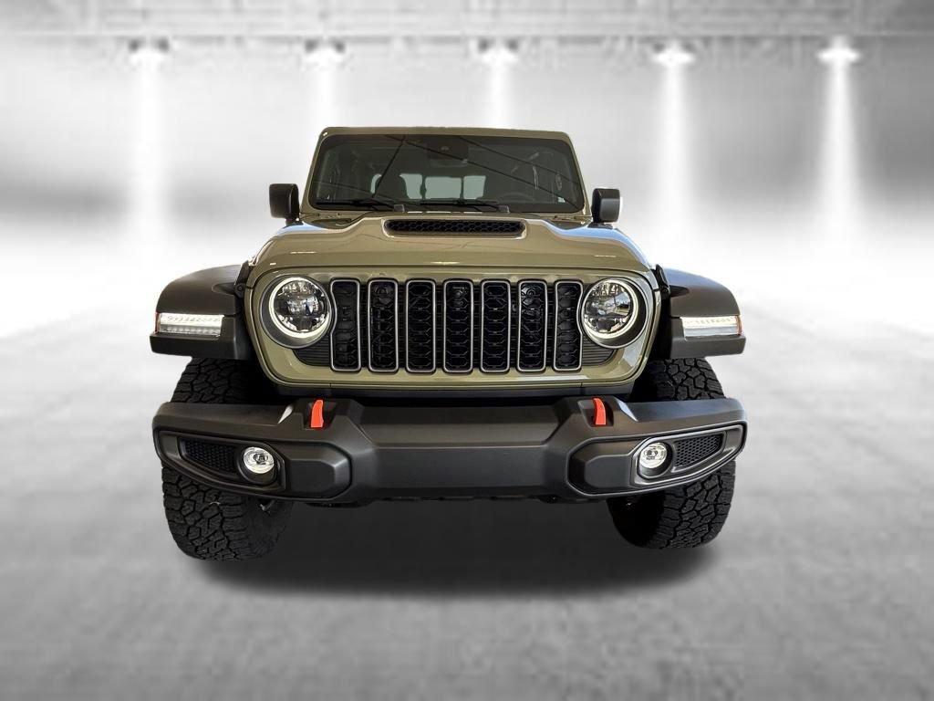 Used 2025 Jeep Gladiator Mojave w/ Safety Group AWD/4WD image 9