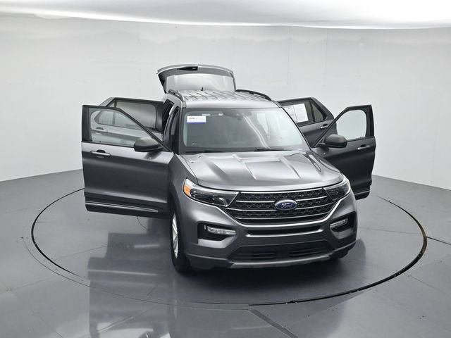 Certified 2021 Ford Explorer XLT w/ Equipment Group 202A AWD/4WD image 51