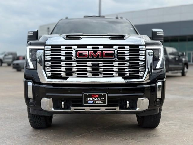 Used 2024 GMC Sierra 2500 Denali w/ Denali Reserve Package AWD/4WD image 7