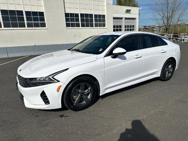 Used 2021 Kia K5 LX image 2