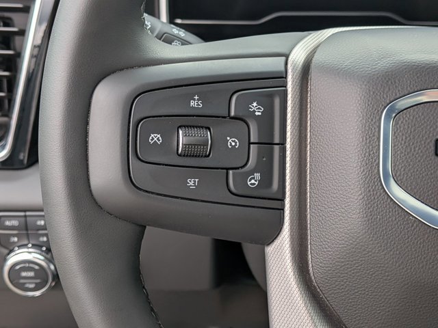 Used 2025 GMC Sierra 2500 Denali w/ Technology Package AWD/4WD image 18