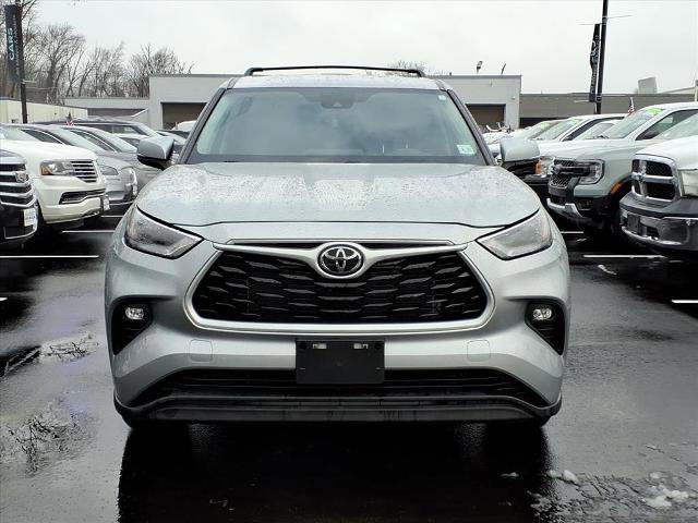 Used 2023 Toyota Highlander LE image 7