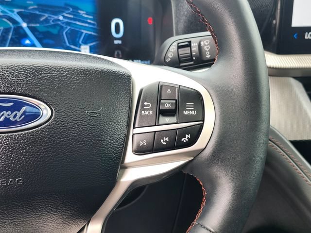 Certified 2025 Ford Explorer Active w/ Active Comfort Package AWD/4WD image 32