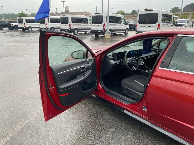 Used 2024 Hyundai Sonata SEL FWD image 10