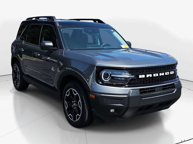 Certified 2025 Ford Bronco Sport Outer Banks AWD/4WD image 1