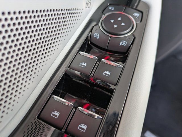 Certified 2026 Ford Explorer Platinum w/ LUX Leather Package image 24