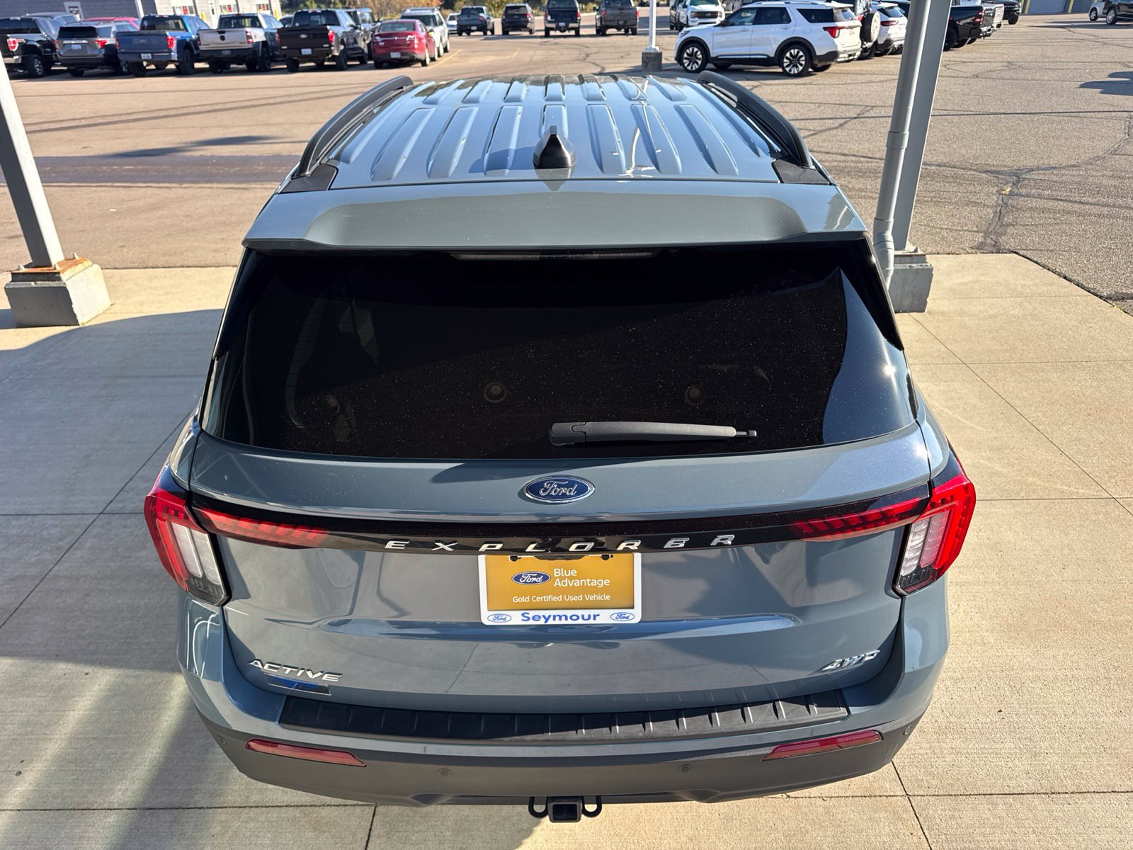Certified 2025 Ford Explorer Active AWD/4WD image 7
