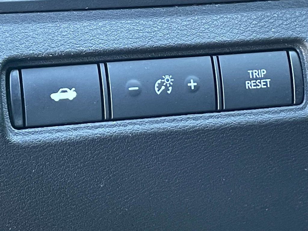 Used 2024 Nissan Altima 2.5 SR image 18