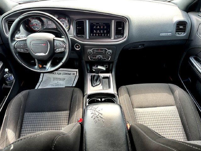 Used 2022 Dodge Charger SXT w/ Blacktop Package RWD image 25
